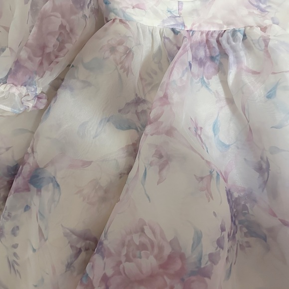 Selkie the ribbon dancer gown - Picture 4 of 9